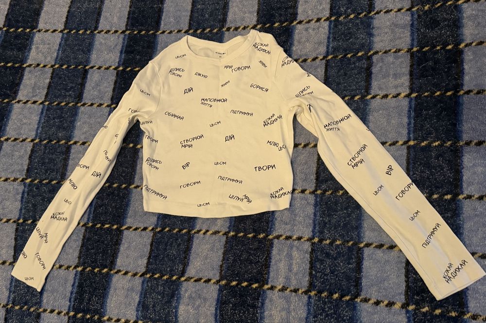 Кофта Goldi біла з українським принтом, розмір M