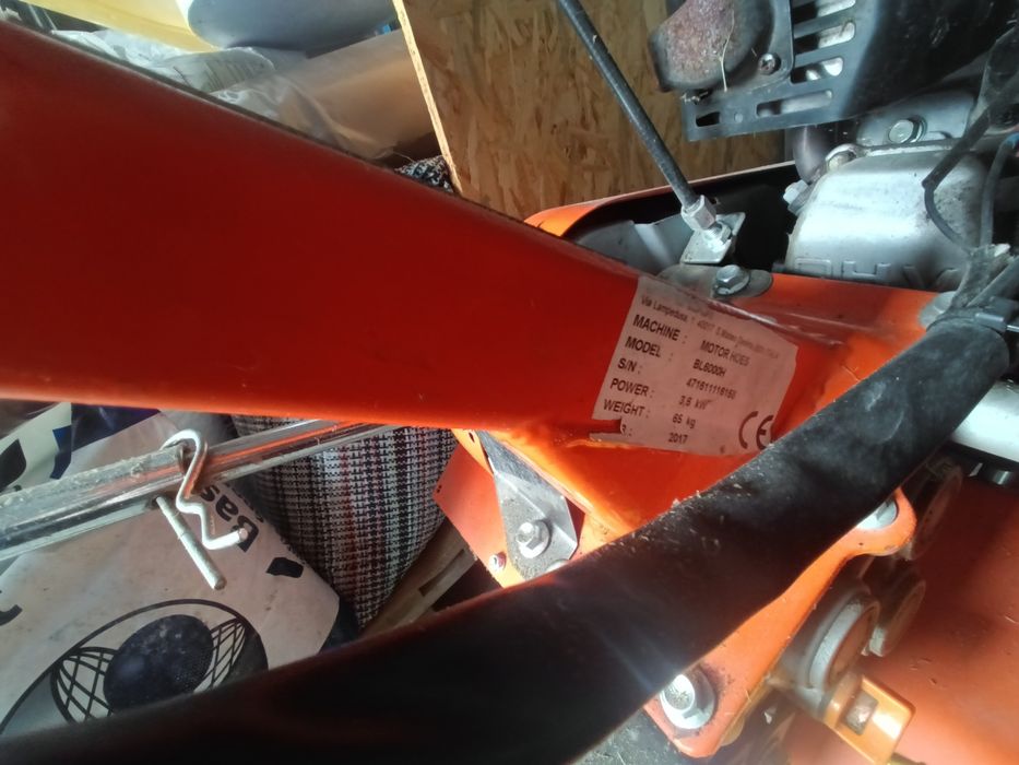 Glebogryzarka Husqvarna BL6000H