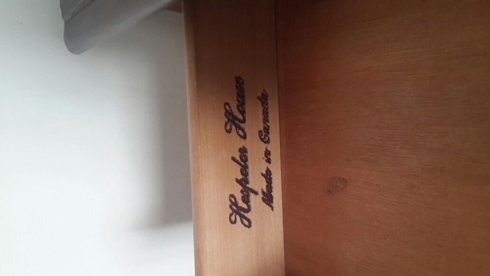 Уникальный Стол натур. дерево тумбочка Канада, есть США Drexel дешевле