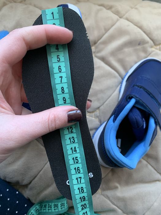 Adidas 29 кеди нові оригінал