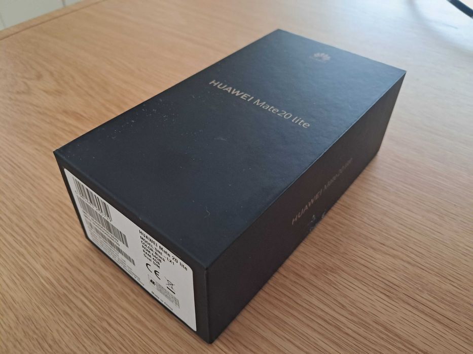 Telemóvel Huawei Mate 20 lite