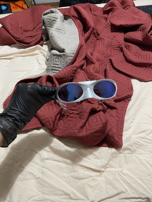 Juliet azul e cinzenta