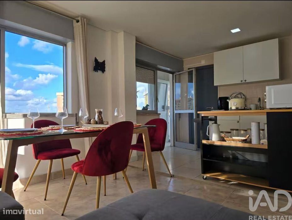 Apartamento T2 em São Sebastião