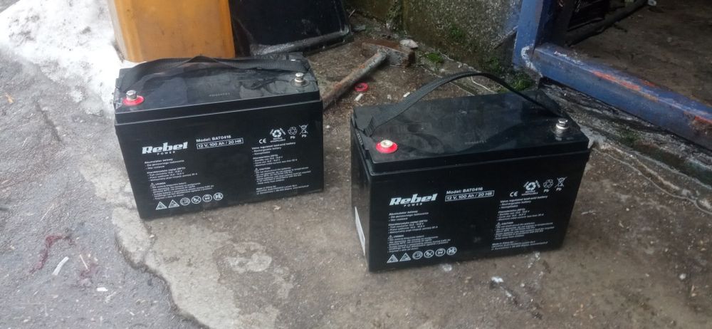 Продам гелевые тяговые аккумуляторы   100а
