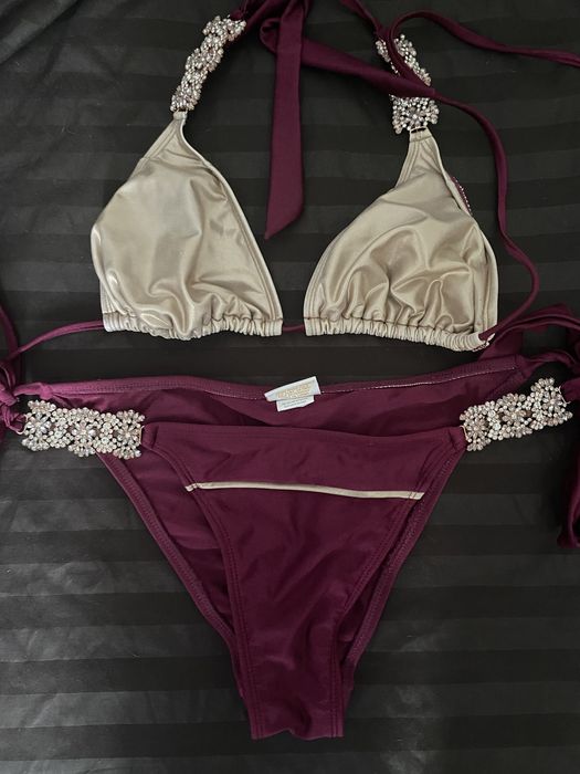 Купальник….