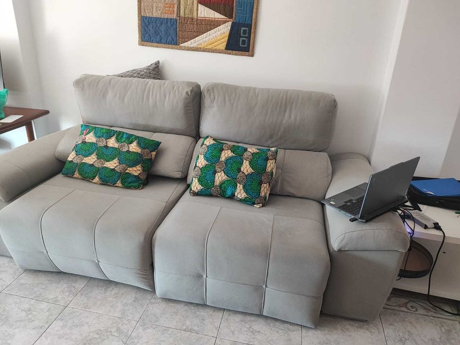 Sofá praticamente novo