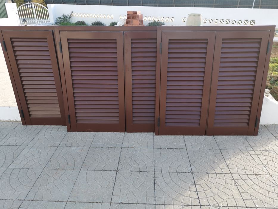 Portadas em alumínio