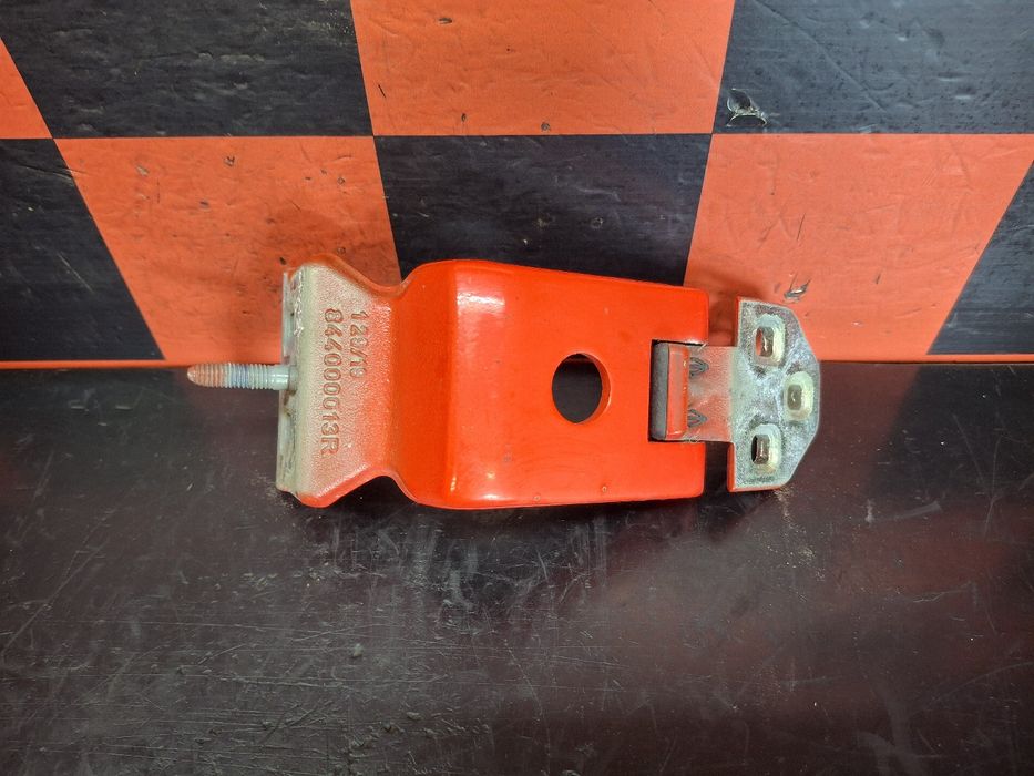 Dobradiça porta trás esquerdo RENAULT Master III Chassis (EV/HV/UV)