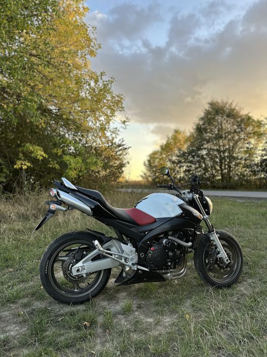 Продам SUZUKI GSR 600