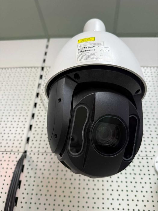PTZ панорамна відеокамера Hikvision DS-2DE5425IW-AE(T5) 4МП