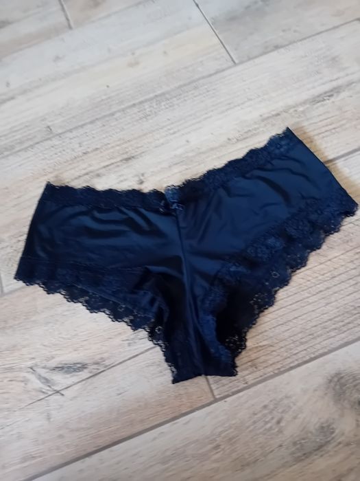 Triumph majtki figi damskie