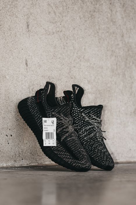 Кросівки Кроссовки Yeezy Boost 350 V2 Black повсякденні