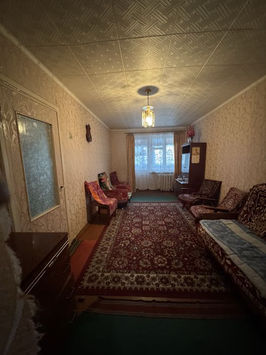 Продається 2 квартира квартира в Дзержинському районі .