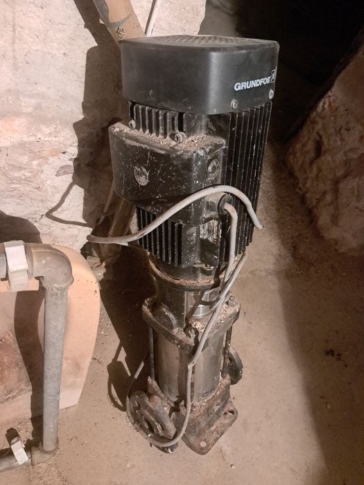 Pompa pionowa Grundfos CR-4