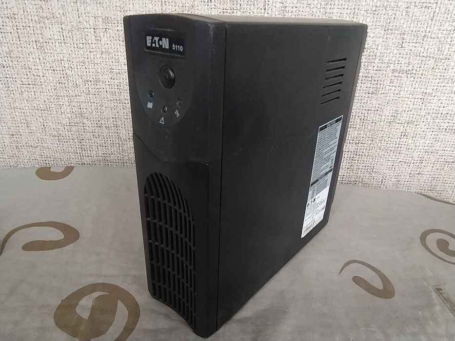 UPS, ИБП, безперебійник Eaton 5110 420 Вт 12 В