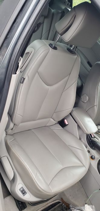 Сидіння Крісла салон шкіра кожа Пежо Peugeot 308 SW