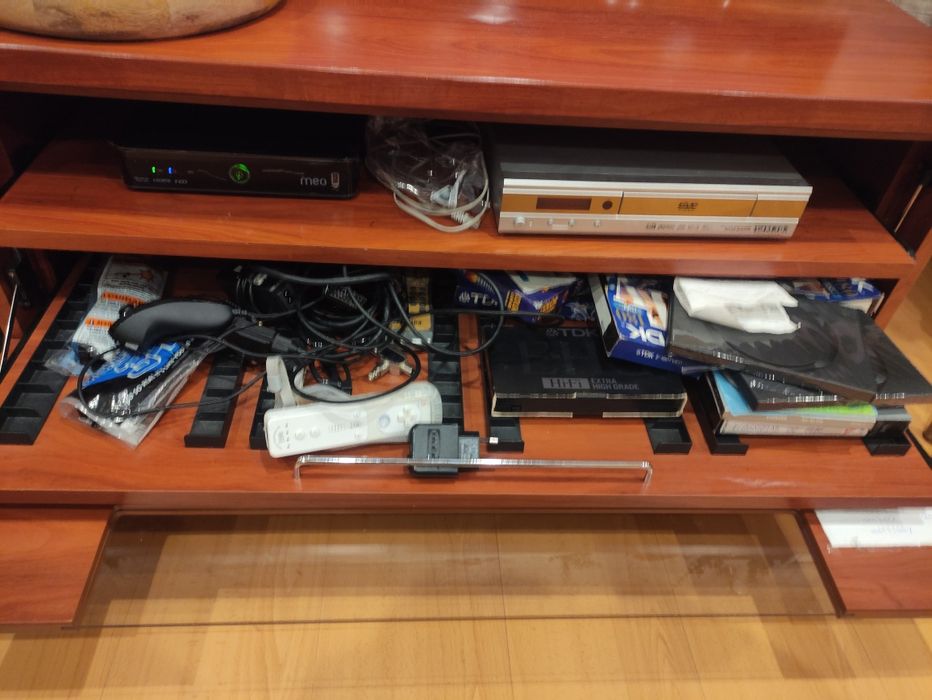 Móvel TV em cerejeira