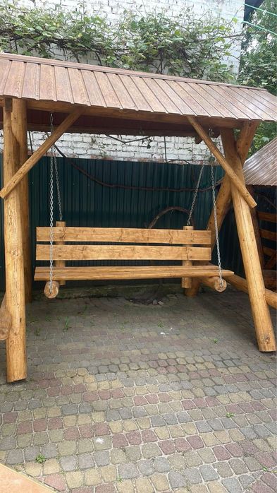 Двохповерховий особняк подобово