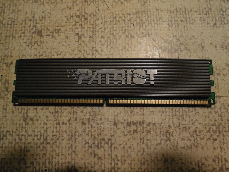 Pamięć RAM ddr2  1 GB