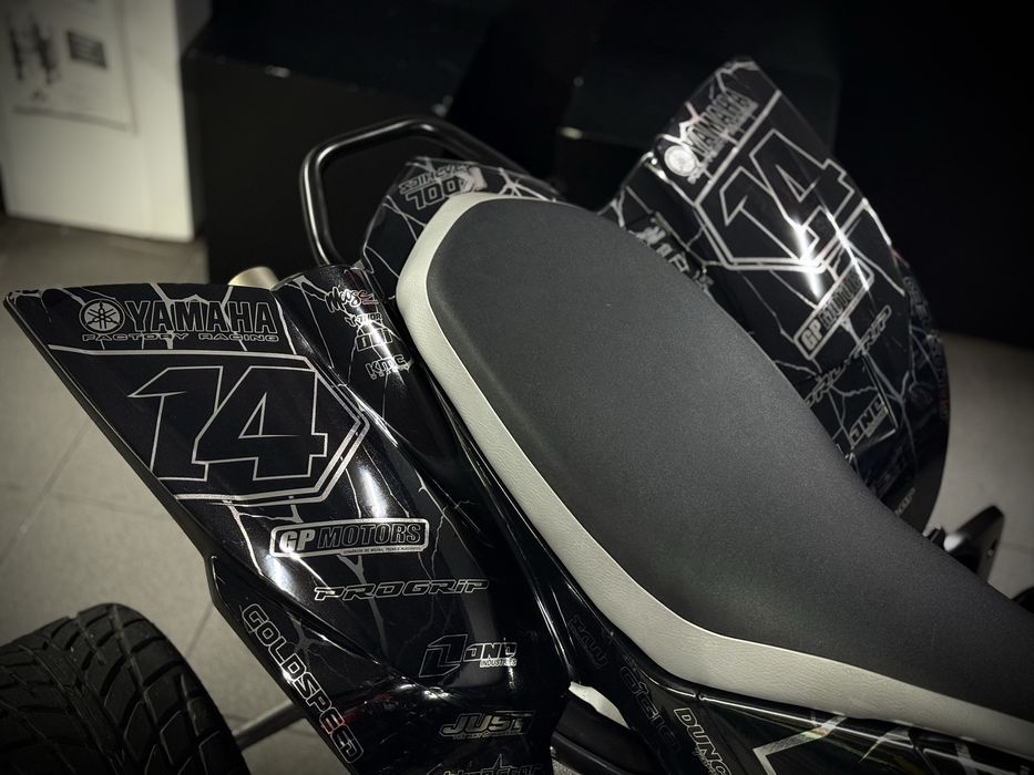 Yamaha YFZ 450 (2 lugares)