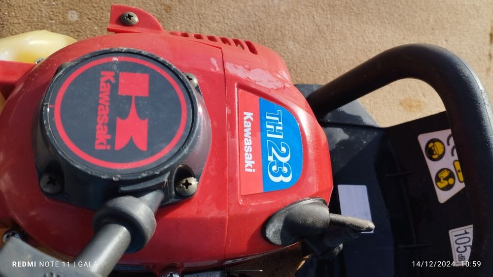 Corta sebes a gasolina