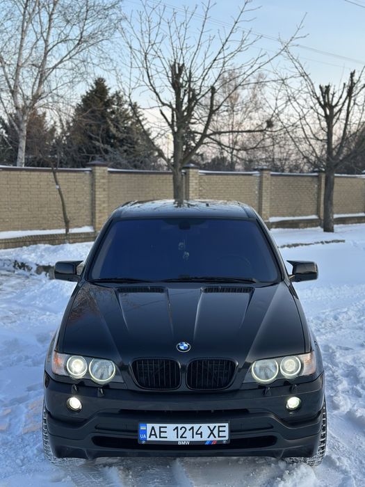 BMW X5 E53 4.4 в отличном состоянии