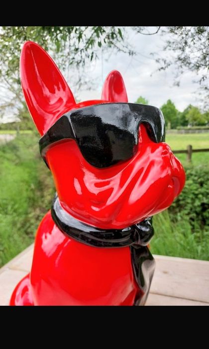 Statue Bulldog Francês Funny Dog com Óculos – Vermelho – 60 cm – Polyresin