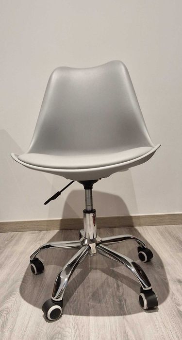 Secretaria + cadeira Escritório