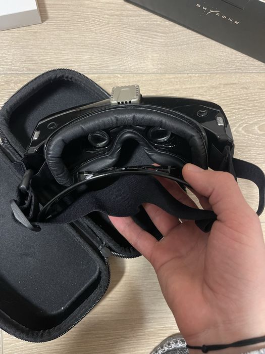 Fpv окуляри skyzone SKY04X