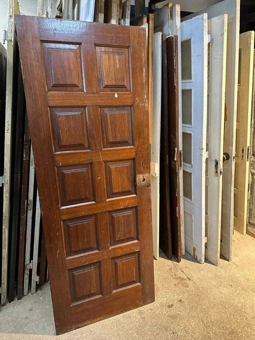 Porta antiga, de exterior em mogno medidas: 77X198 cm