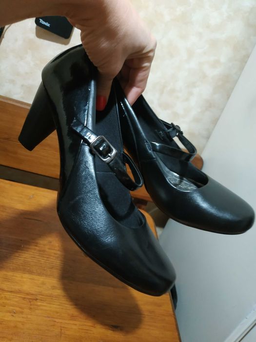 Весільні чорні класичні шкіряні туфлі на високих підборах 41 р_26,5 см