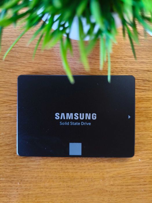 Samsung 850 EVO 250GB (Novo | 0h de uso)