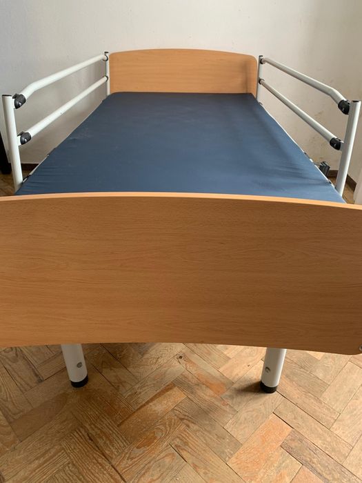 Cama articulada com colchão anti escaras