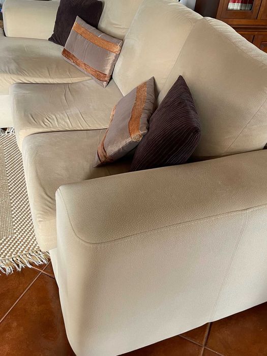 Sofá 3 lugares chaise longue