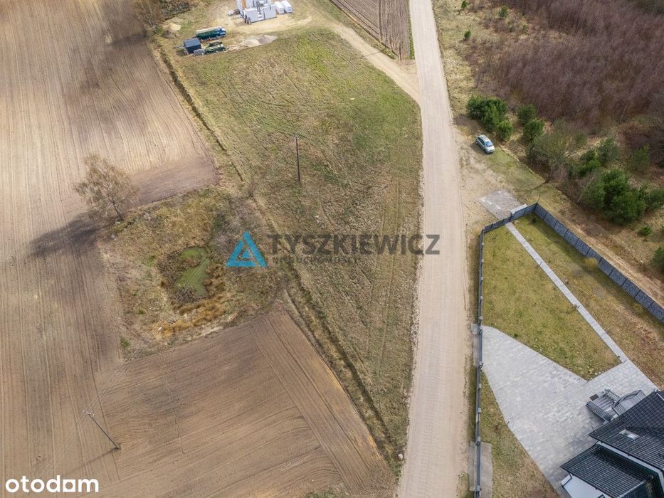 Działka 2458 m² z WZ na 2 domy 5 km od jeziora