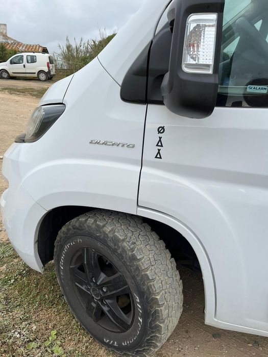 Autocaravana Weinsberg CaraBus 600 DQ – 2019 – Como Nova  -