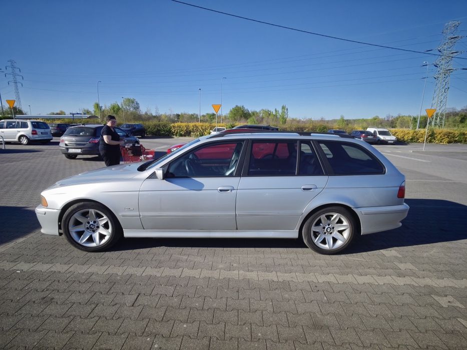 BMW 528i e39 Touring