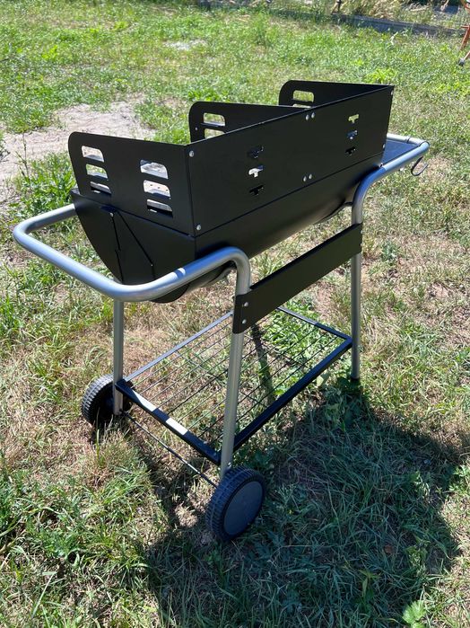 Grill węglowy 40x32 cm Icarus Alpha II Trolley Naterial używany