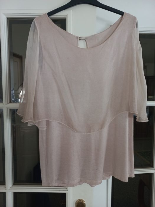 Blusa / Túnica,  muito  vaporosa  L. Em viscose e seda. Made in Italy, tal como na etiqueta..Em muito bom estado.