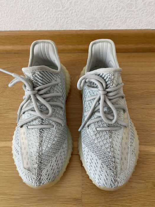 Yeezy boost 350 cloud white
