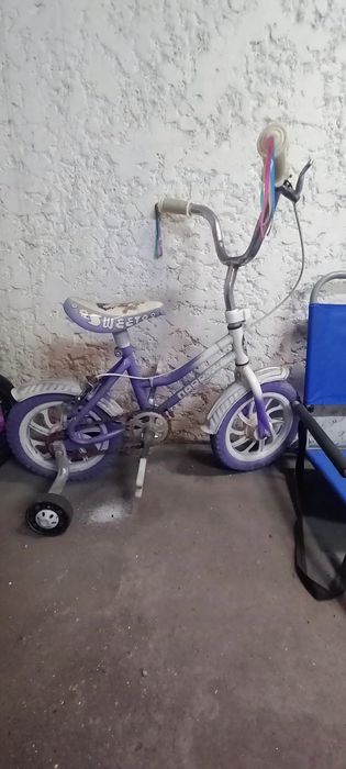 Vendo duas bicicletas de criança