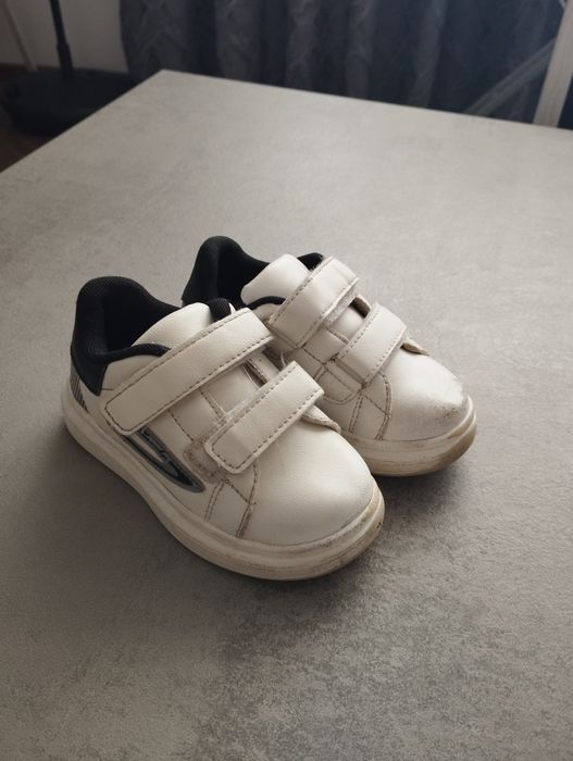 Кросівки дитячі 24 р, крокси у подарунок