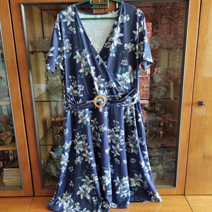 Продам плаття трикотажне нове