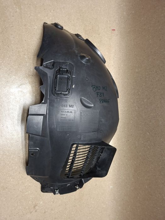 BMW M2 f87 nadkole prawe przednie Oryginał