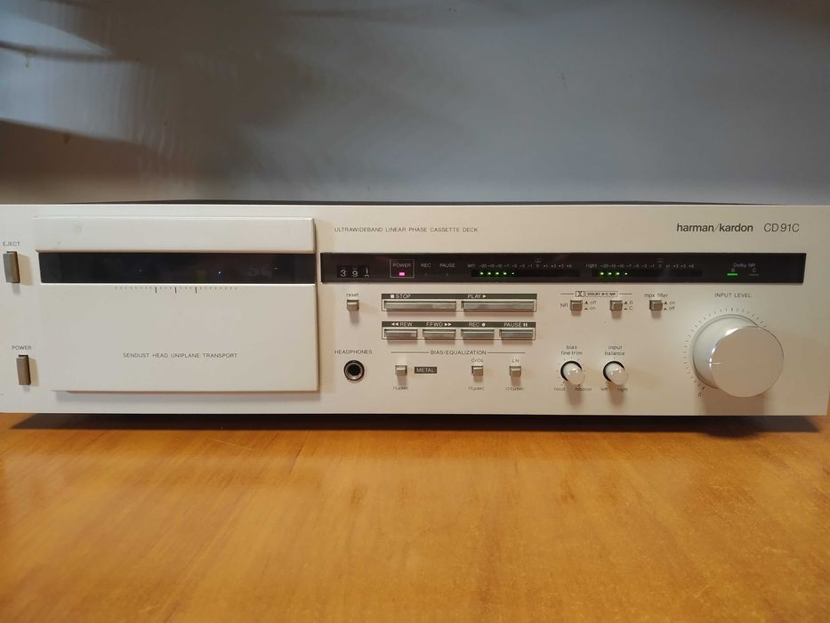 Magnetofon harman kardon CD 91C
