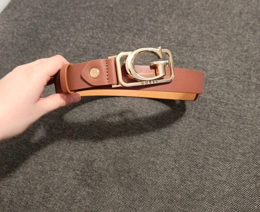 Brązowy pasek Guess