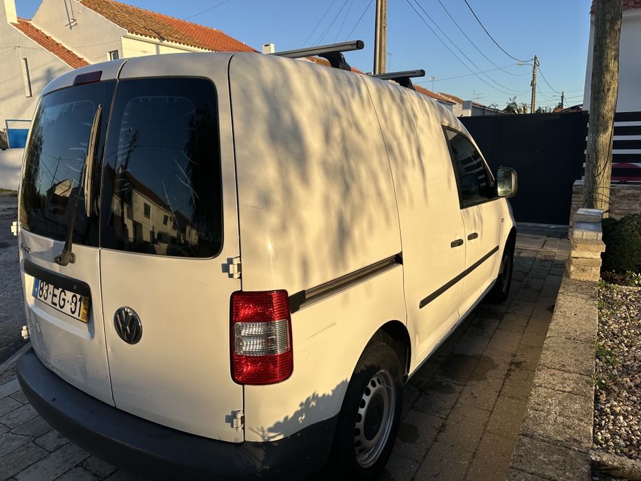 VW Caddy impecável