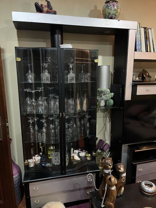 Móvel de sala para TV cinza e preto