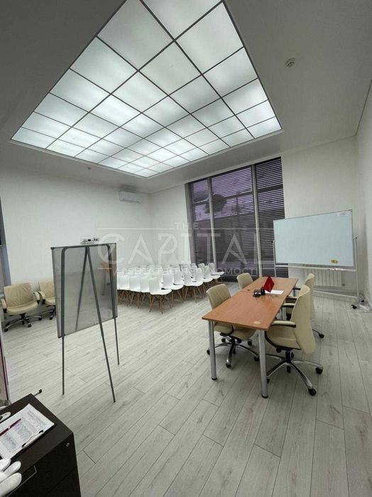 Оренда офіс ціла будівля печерський район 4 поверхи