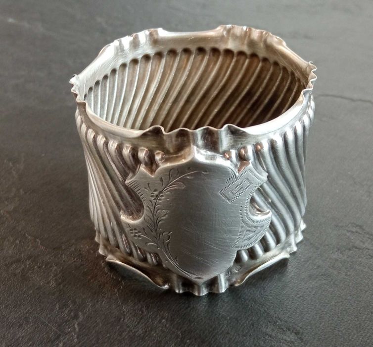 Argolas de guardanapo em prata portuguesa constrastada